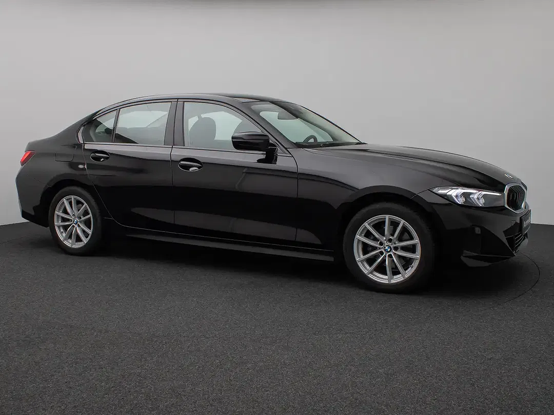 BMW 318 - Thumbnail 3