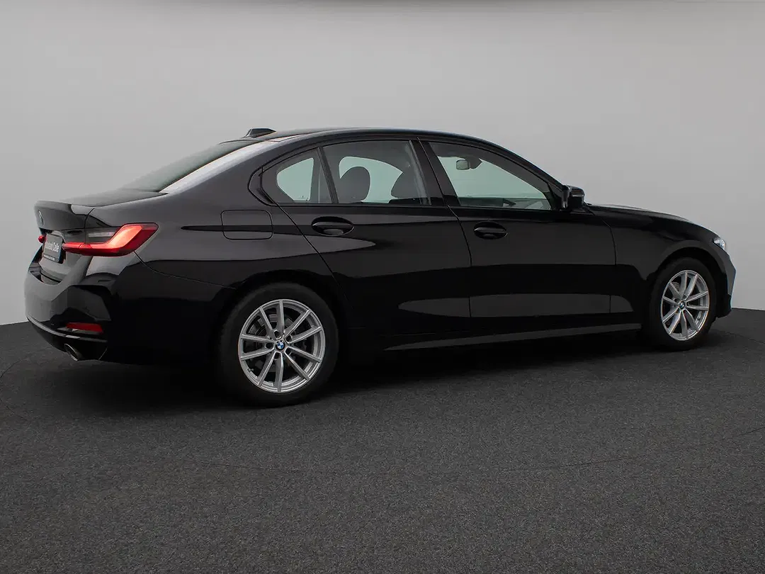 BMW 318 - Thumbnail 5