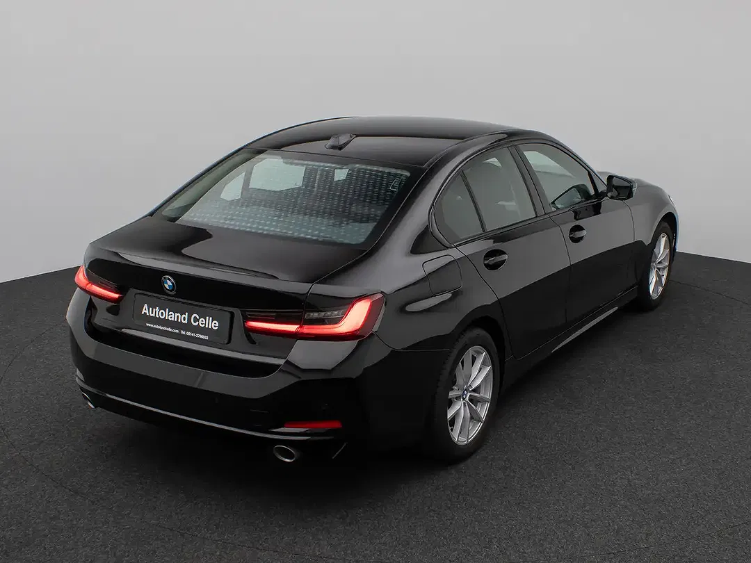 BMW 318 - Thumbnail 6