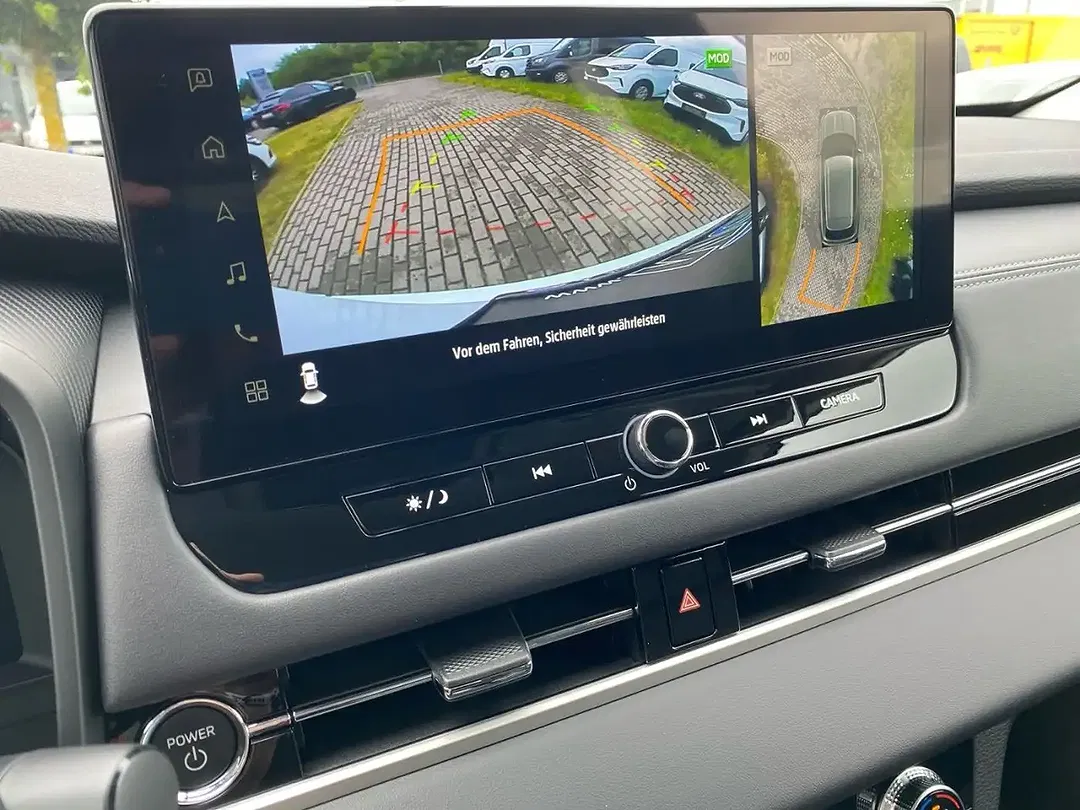 Mitsubishi Outlander - Thumbnail 13