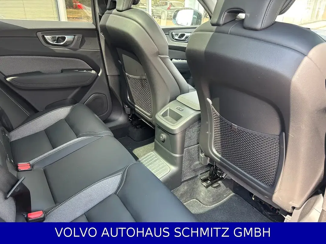 Volvo XC60 - Thumbnail 11