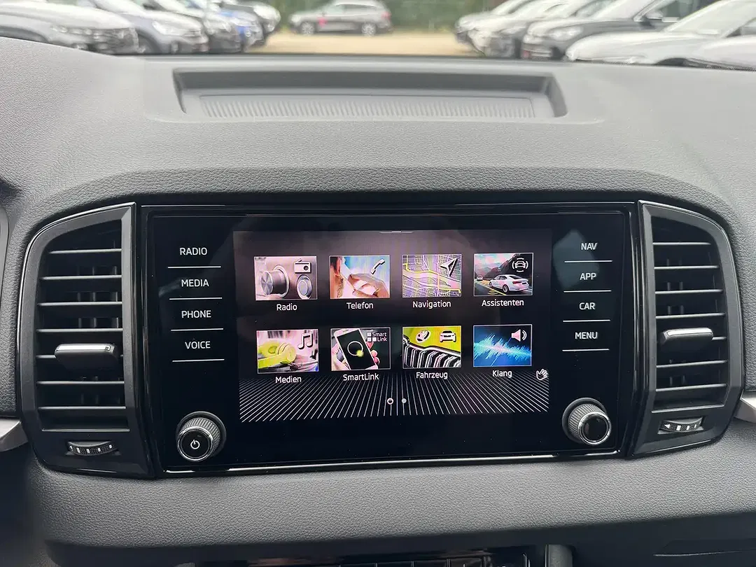 Skoda Karoq - Thumbnail 19