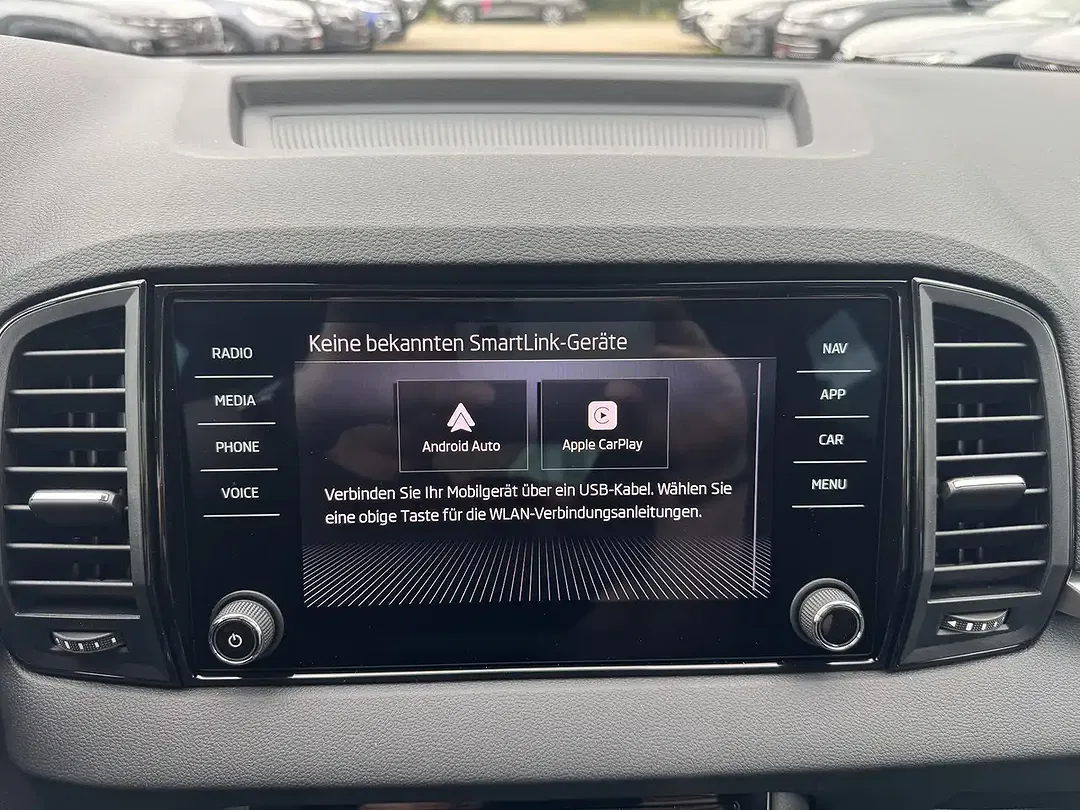 Skoda Karoq - Thumbnail 21