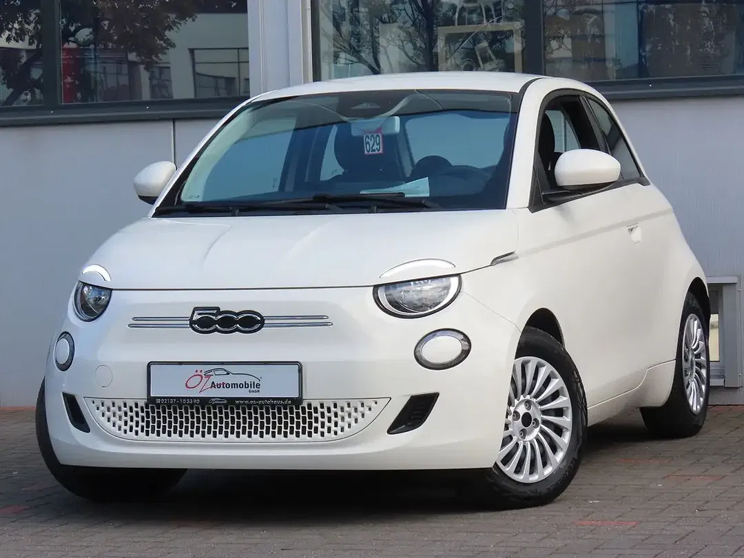 Fiat 500e - Thumbnail 4