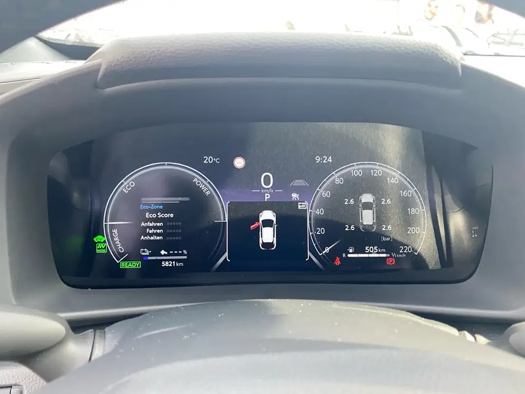 Toyota C-HR - Thumbnail 13