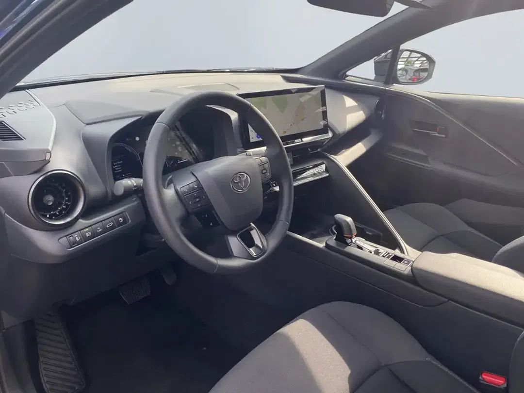 Toyota C-HR - Thumbnail 7