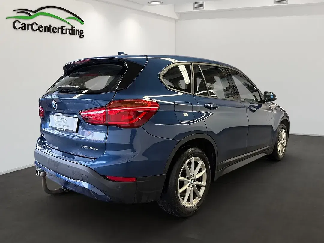 BMW X1 - Thumbnail 4