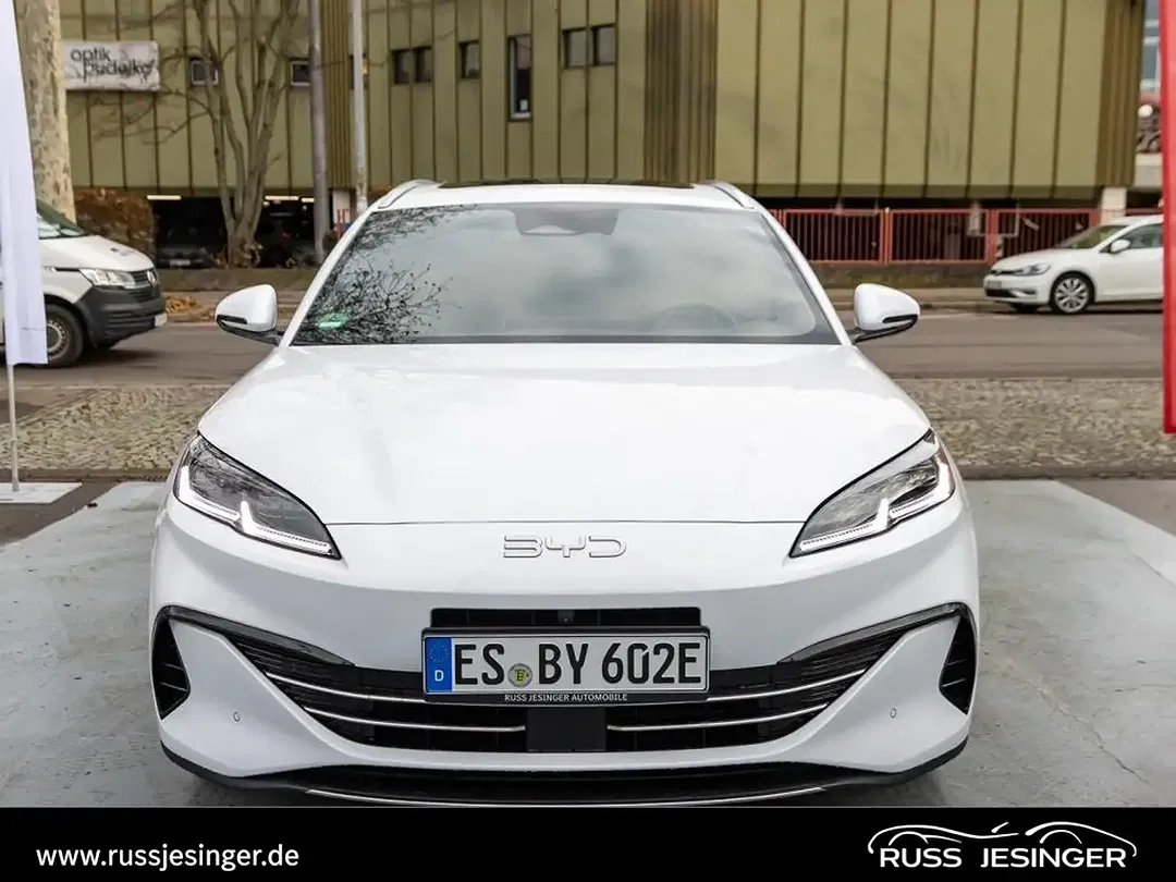 BYD Seal 6 - Thumbnail 7