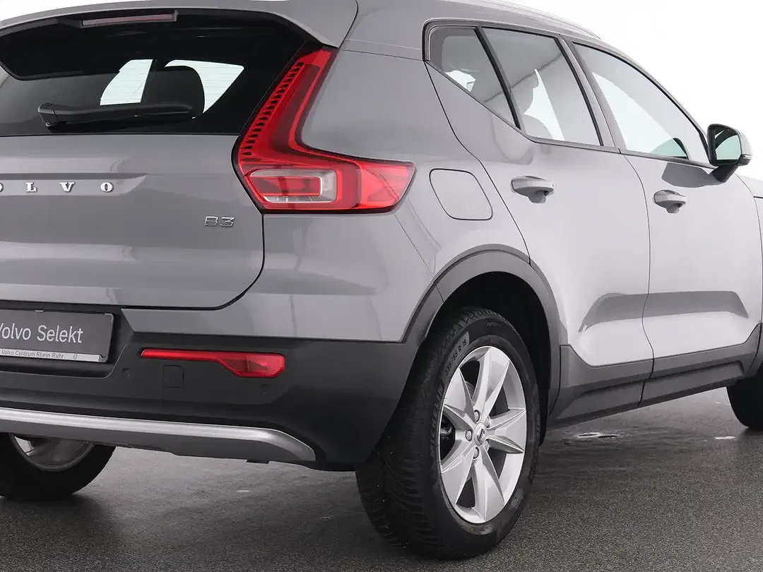 Volvo XC40 - Thumbnail 9