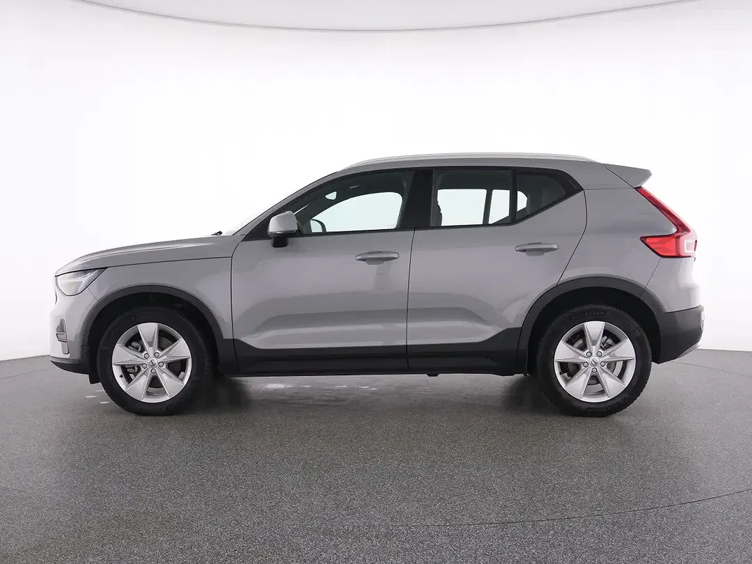 Volvo XC40 - Thumbnail 10