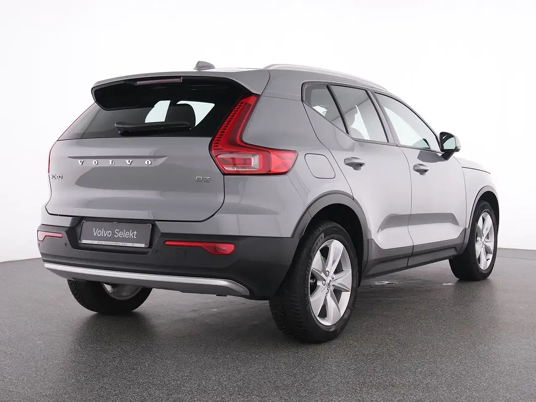 Volvo XC40 B3 Core - foto 2
