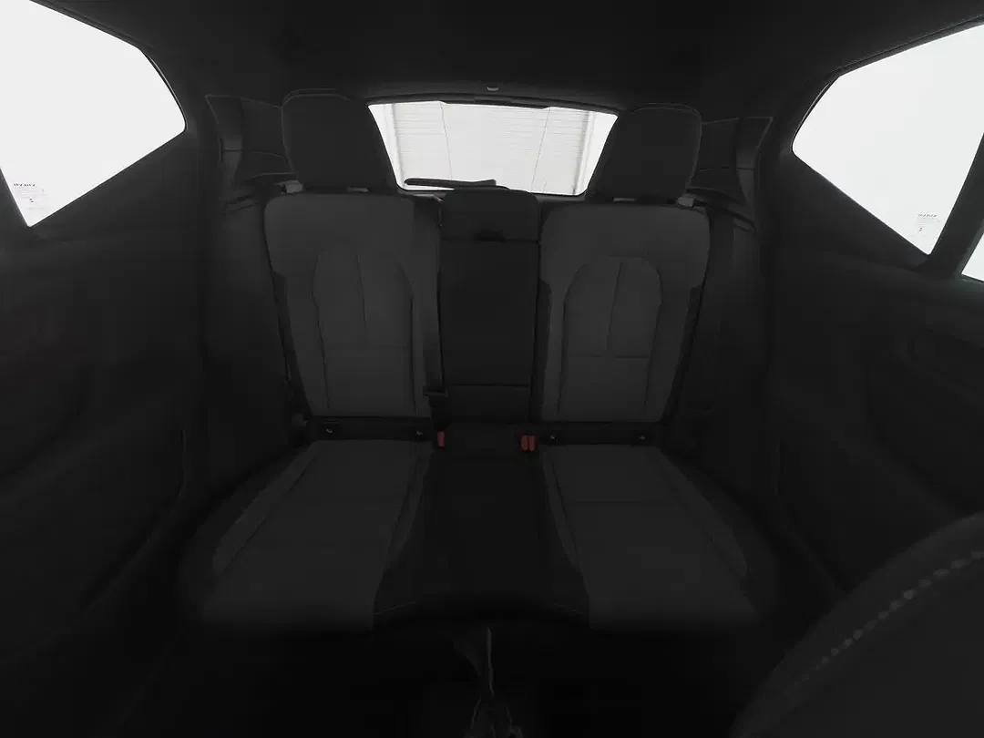 Volvo XC40 - Thumbnail 5
