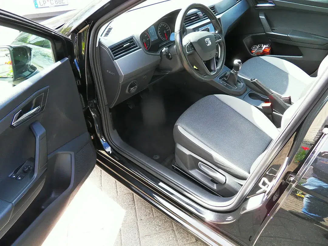 SEAT Ibiza - Thumbnail 13