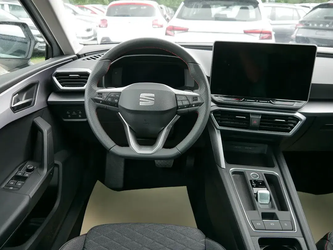 SEAT Leon - Thumbnail 11