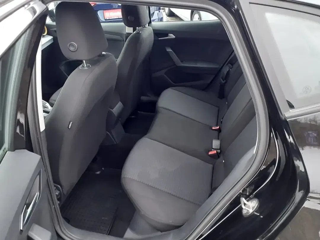SEAT Arona - Thumbnail 6