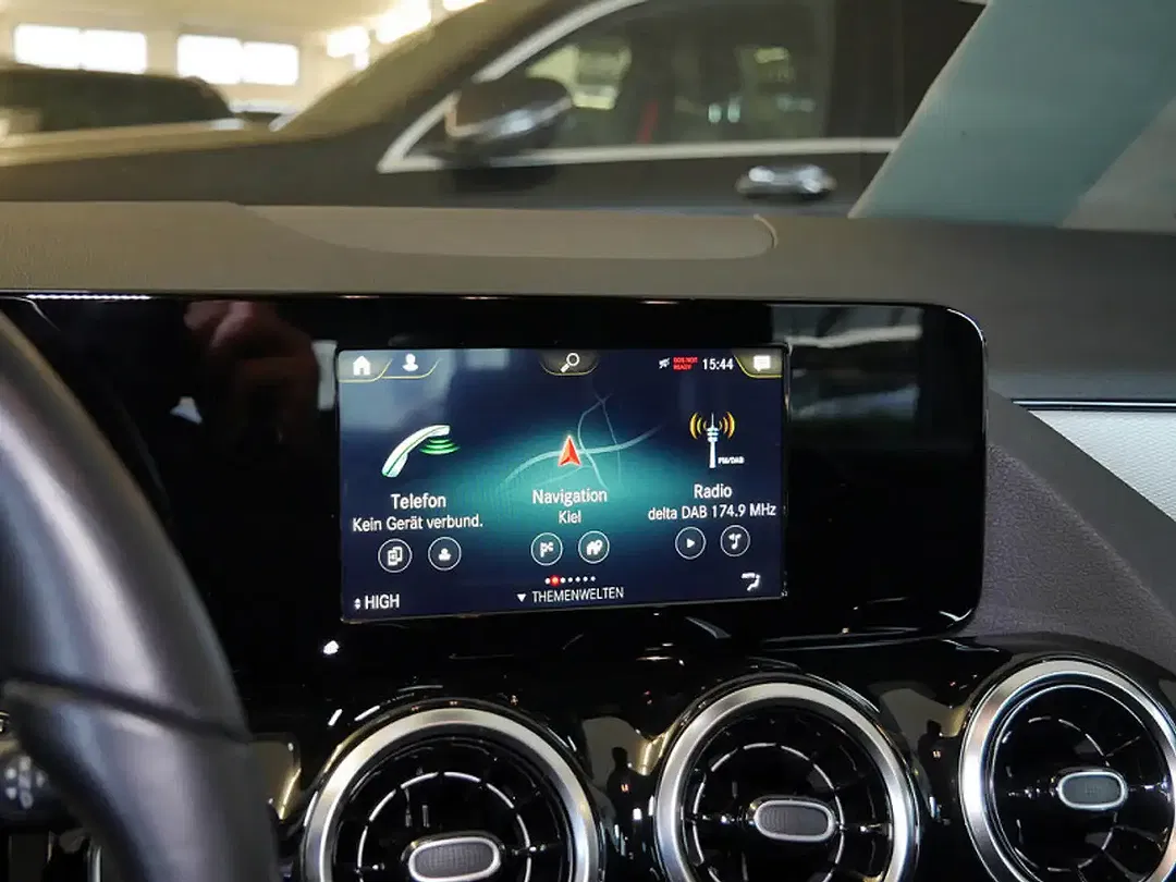 Mercedes-Benz B 250 - Thumbnail 7
