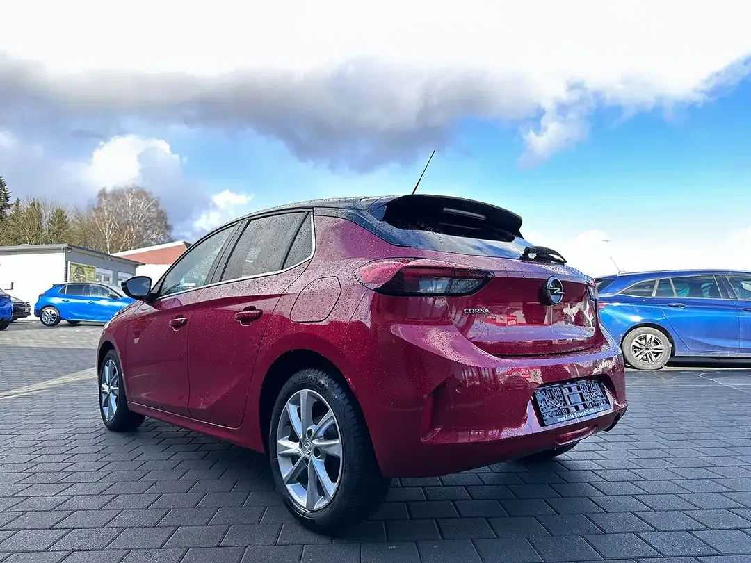 Opel Corsa - Thumbnail 3
