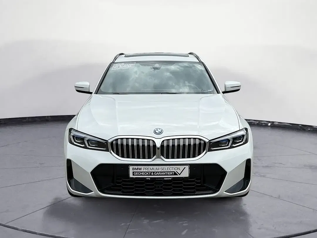 BMW 330 - Thumbnail 7
