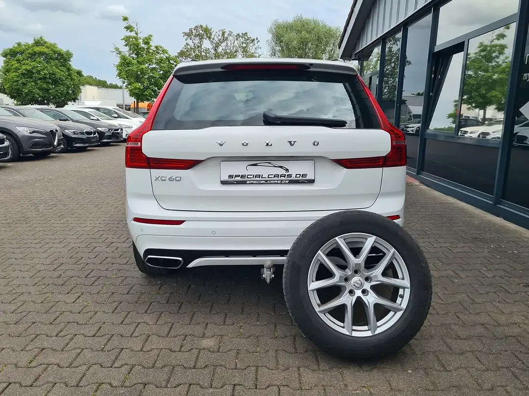 Volvo XC60 - Thumbnail 4