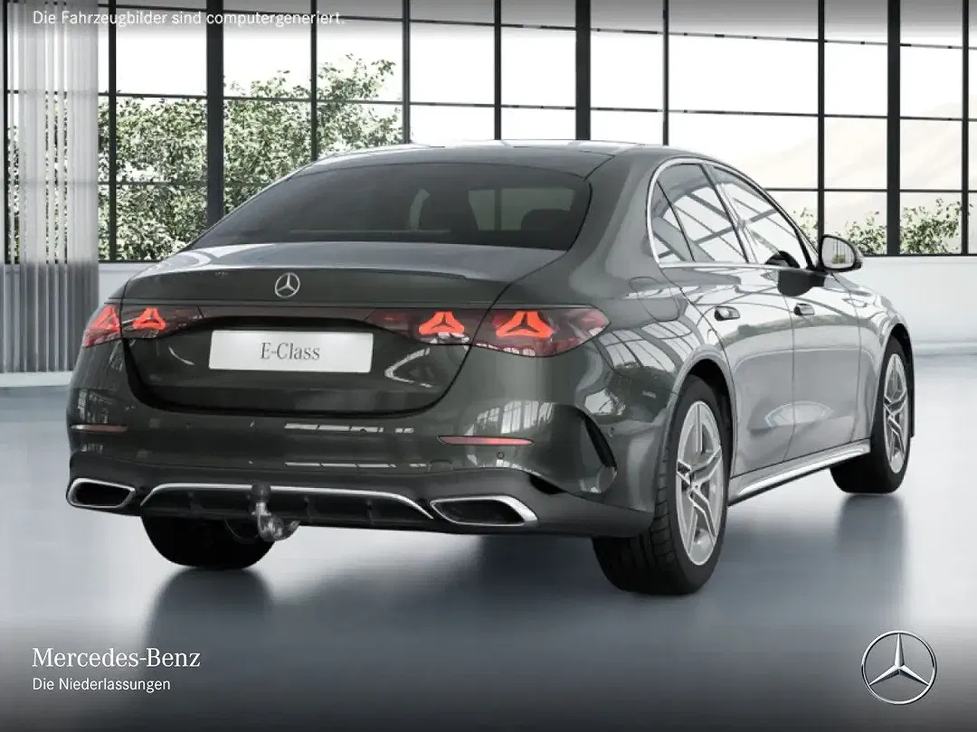 Mercedes-Benz E 220 - Thumbnail 4