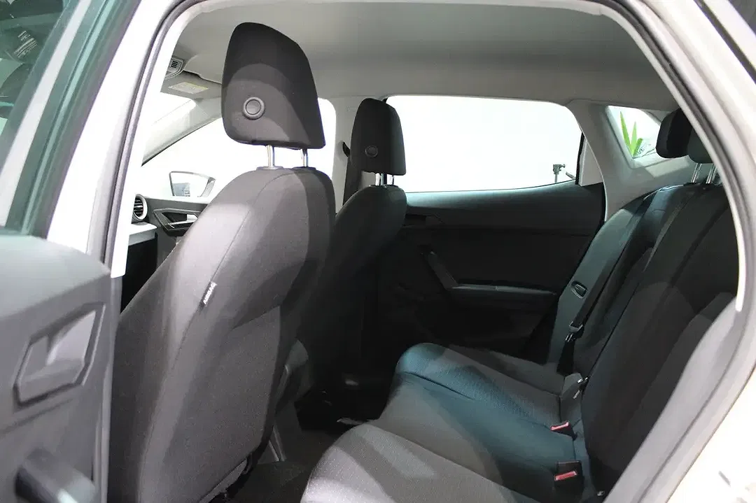 SEAT Ibiza - Thumbnail 5