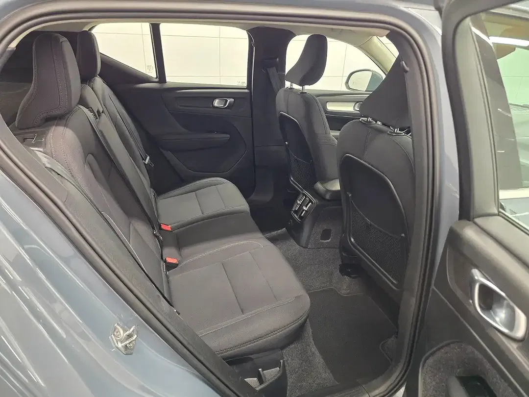 Volvo XC40 - Thumbnail 13