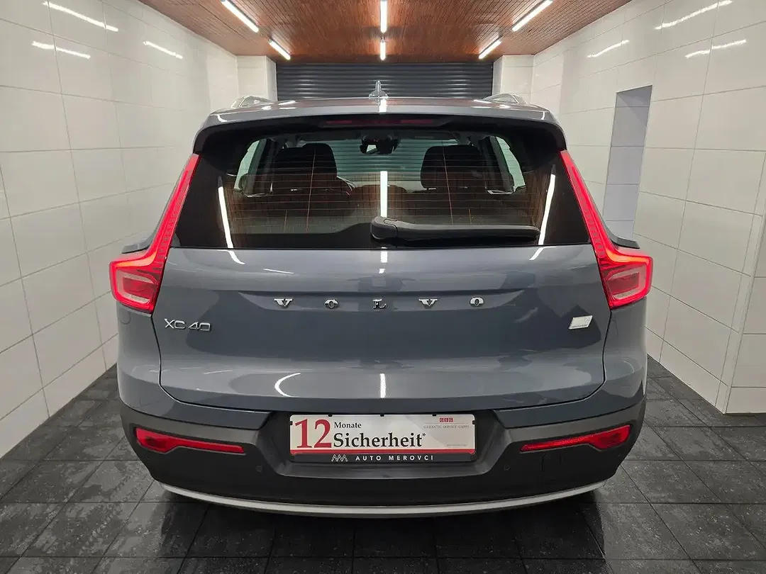 Volvo XC40 - Thumbnail 4