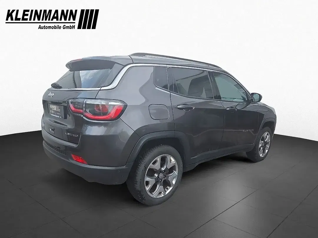 Jeep Compass - Thumbnail 6