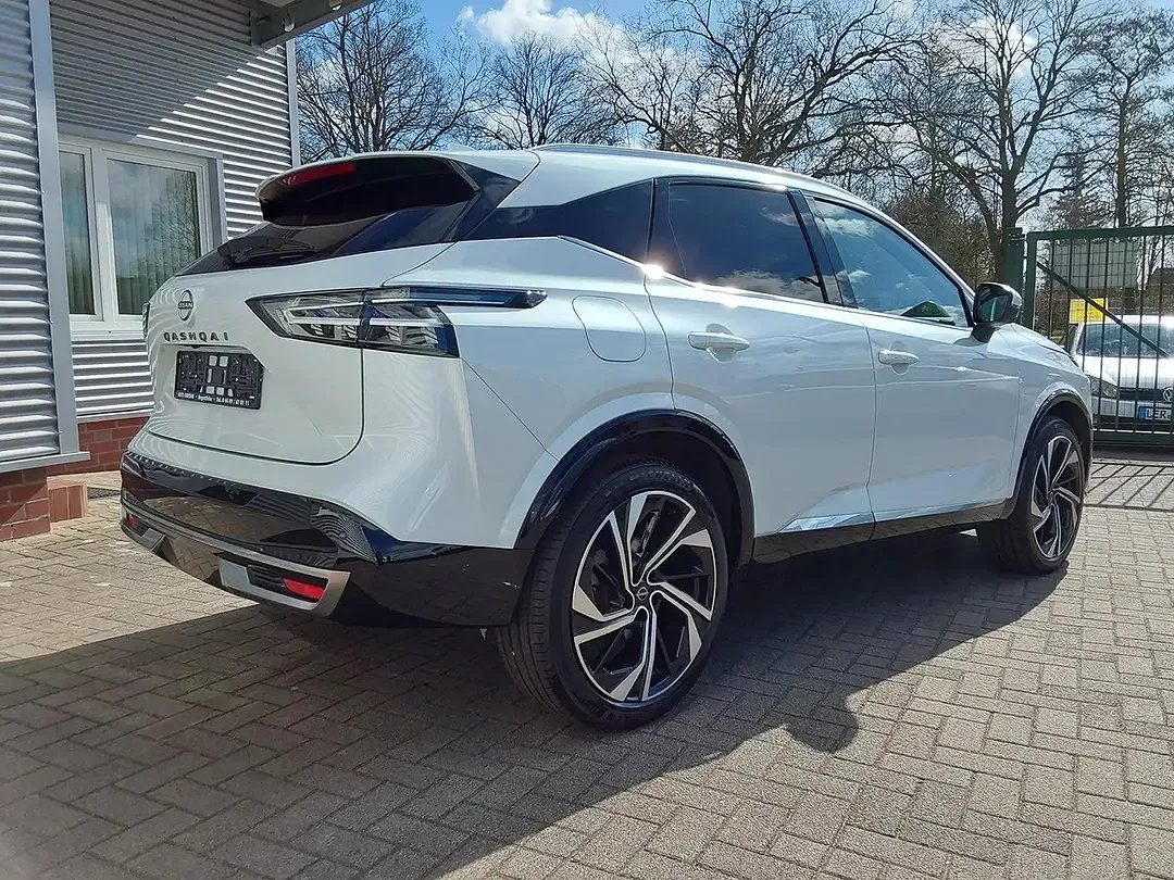 Nissan Qashqai - Thumbnail 2