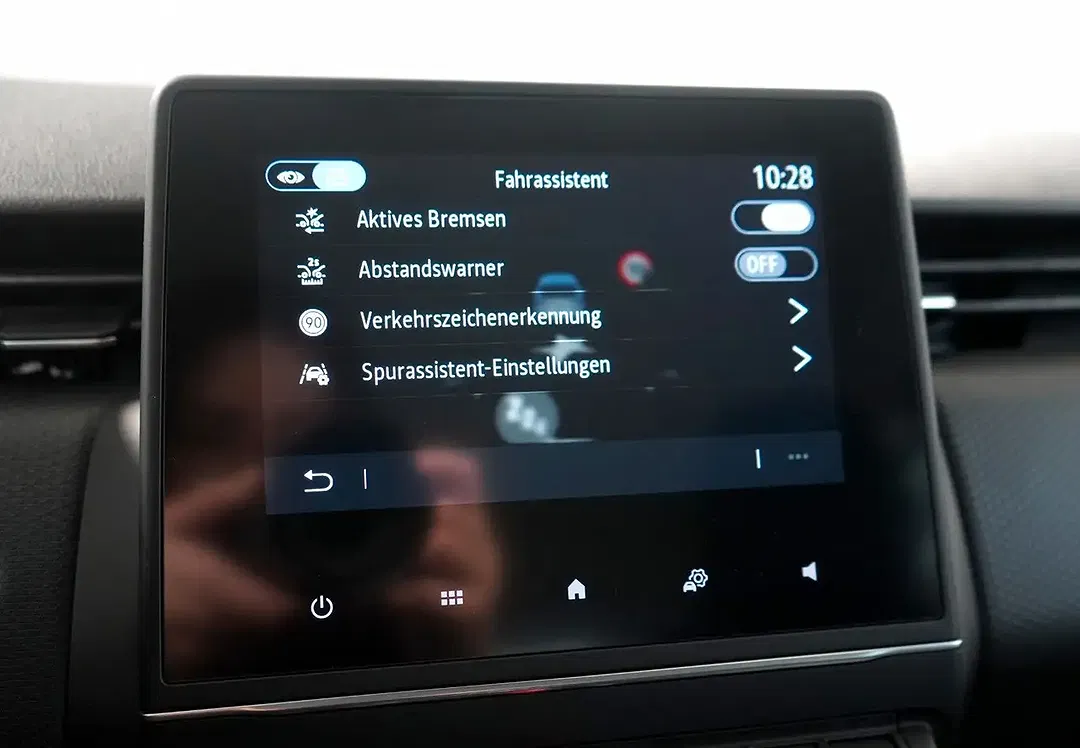 Renault Clio - Thumbnail 6
