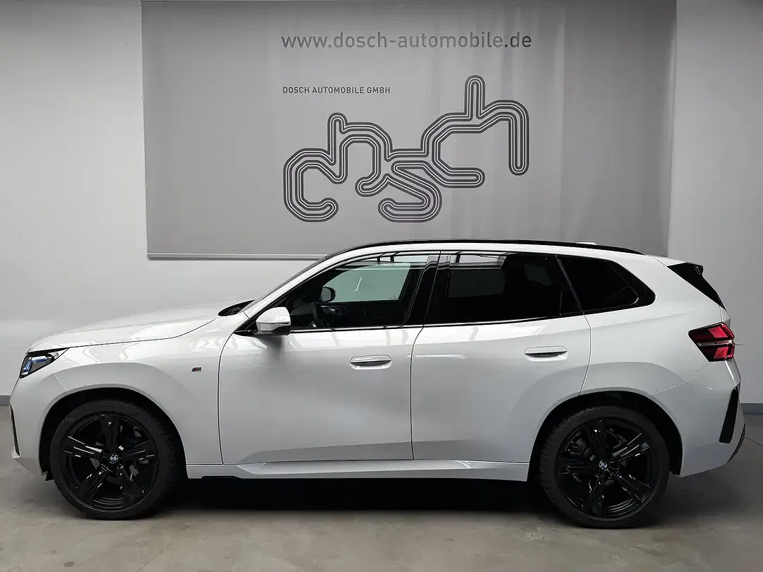 BMW X3 - Thumbnail 2