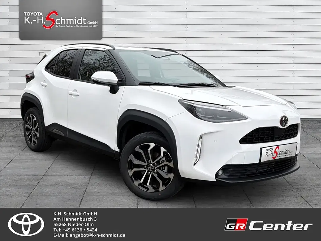 Toyota Yaris Cross - Thumbnail 3