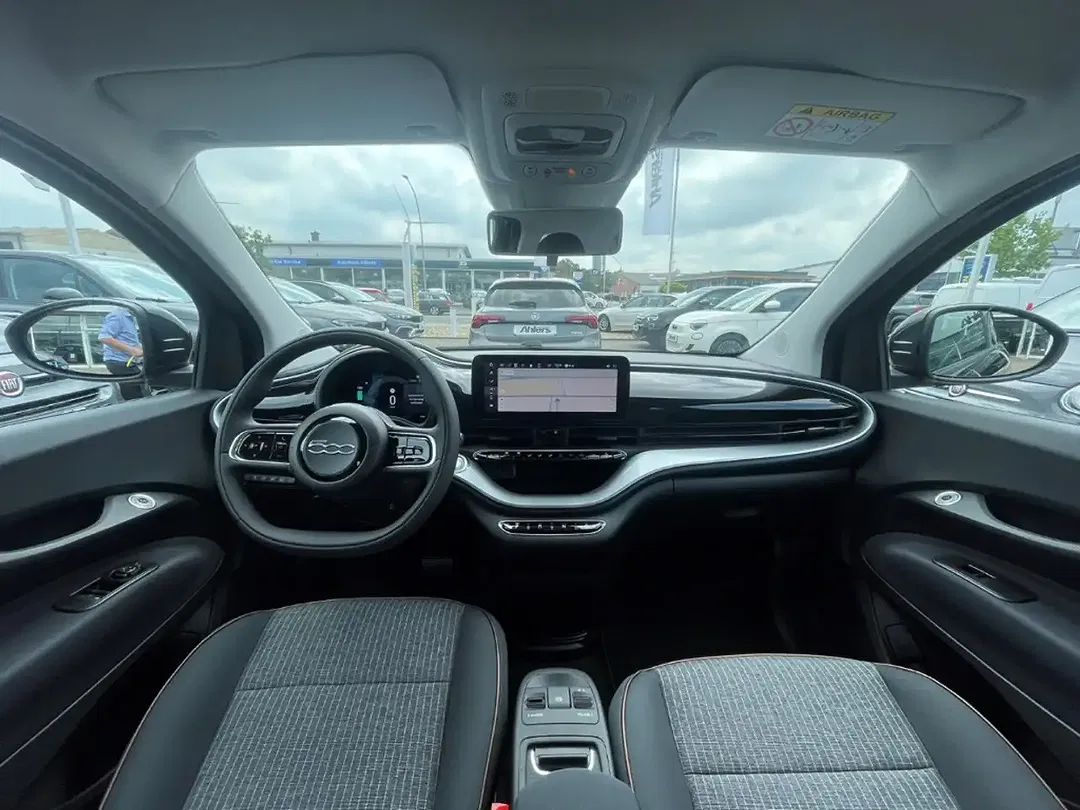 Fiat 500e - Thumbnail 13