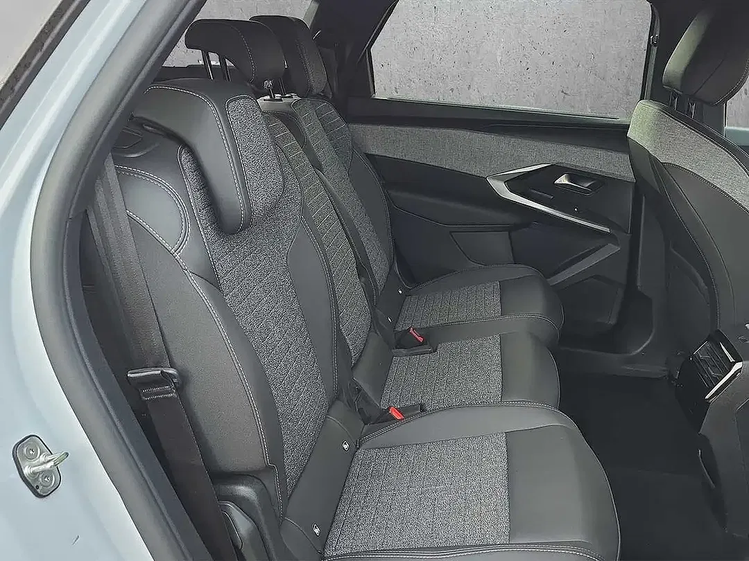 Peugeot 5008 - Thumbnail 15