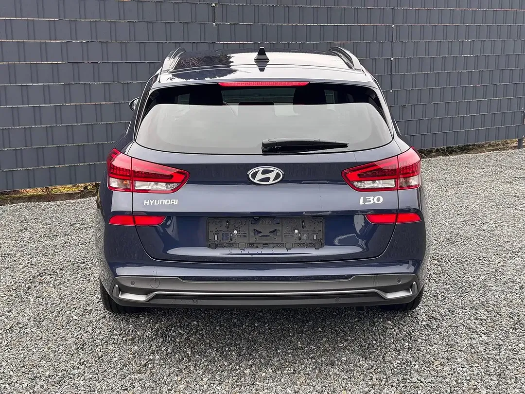 Hyundai i30 - Thumbnail 4
