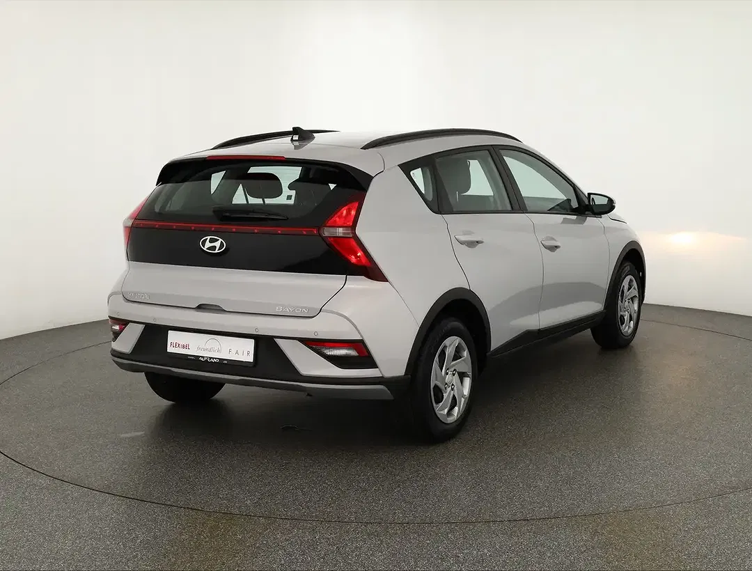Hyundai BAYON - Thumbnail 4