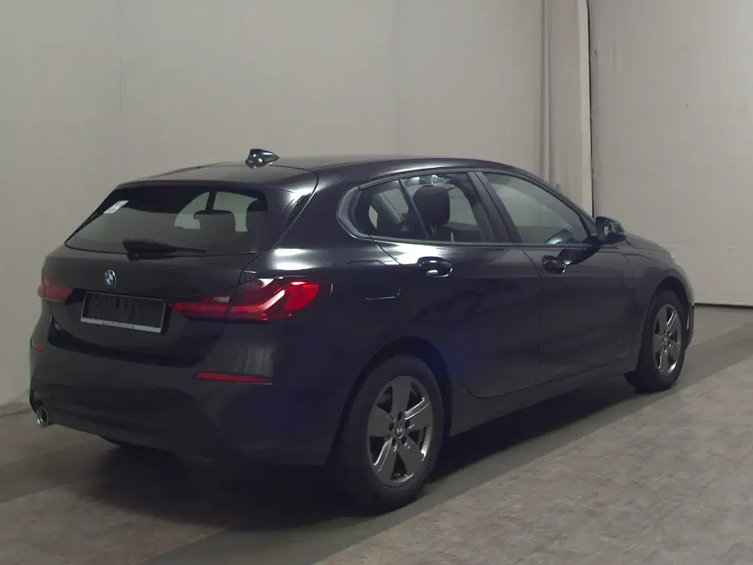 BMW 118 - Thumbnail 3