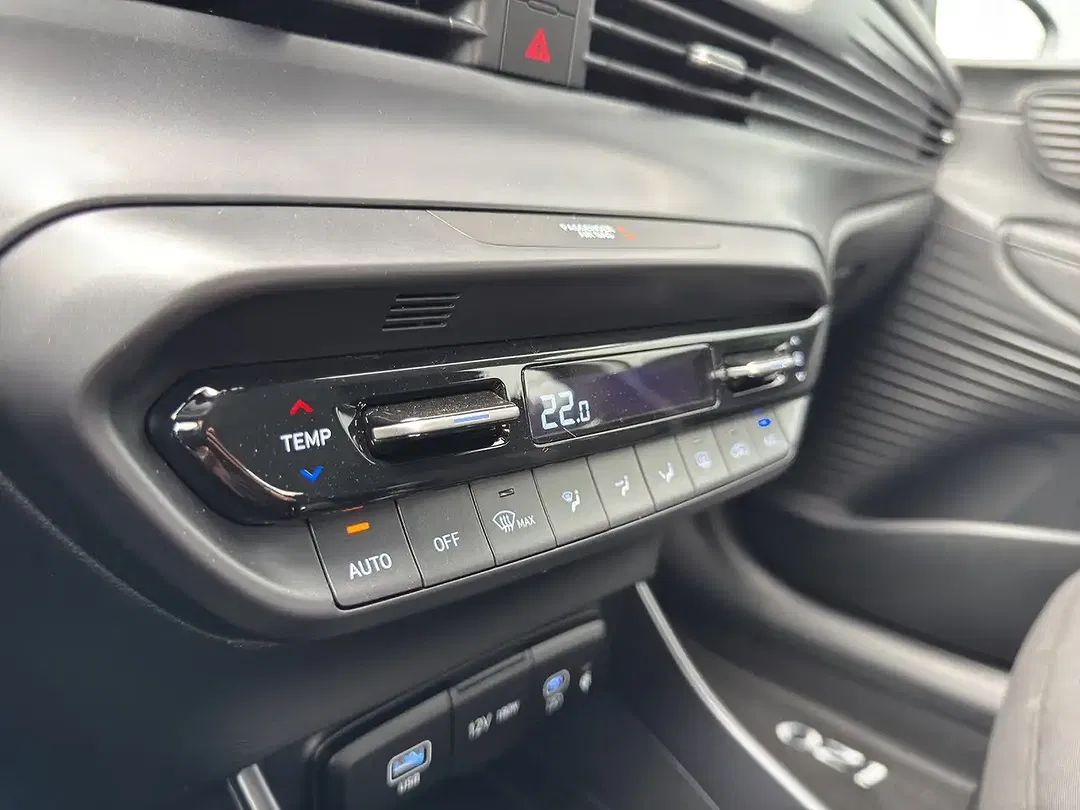 Hyundai i20 - Thumbnail 13