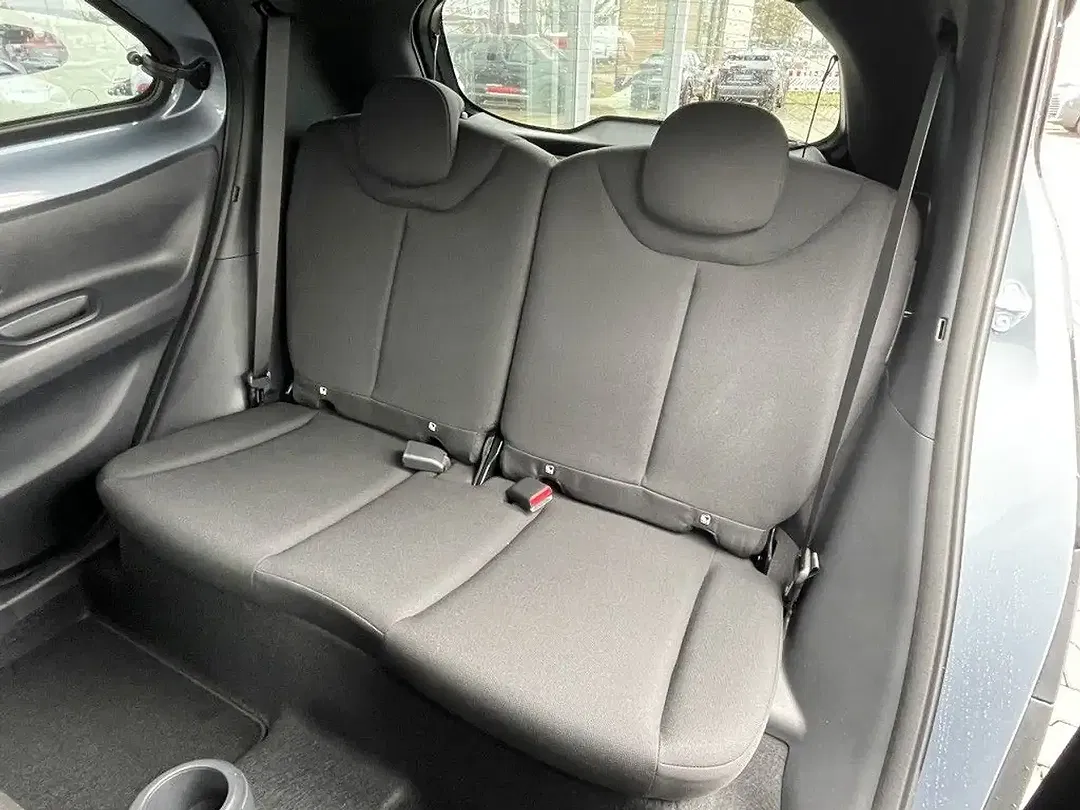 Toyota Aygo X - Thumbnail 10