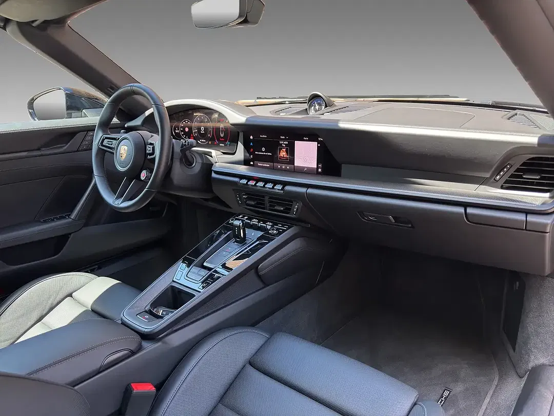 Porsche 911 - Thumbnail 12