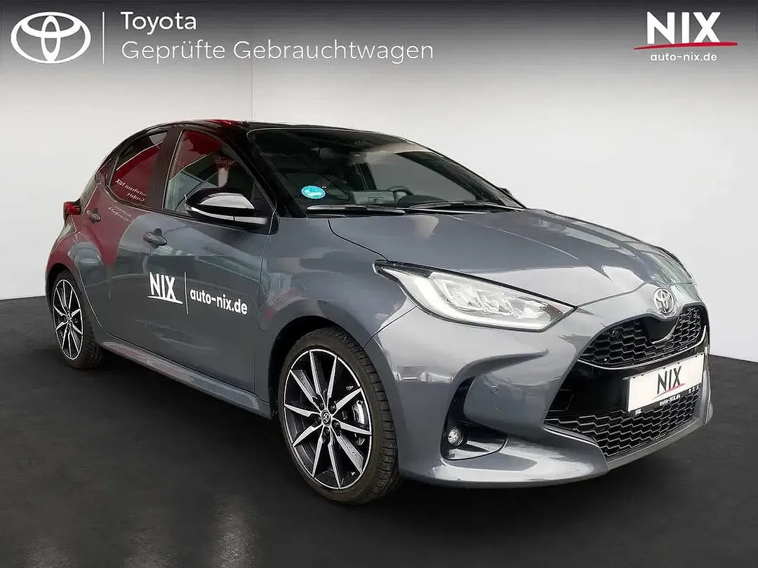 Toyota Yaris - Thumbnail 2