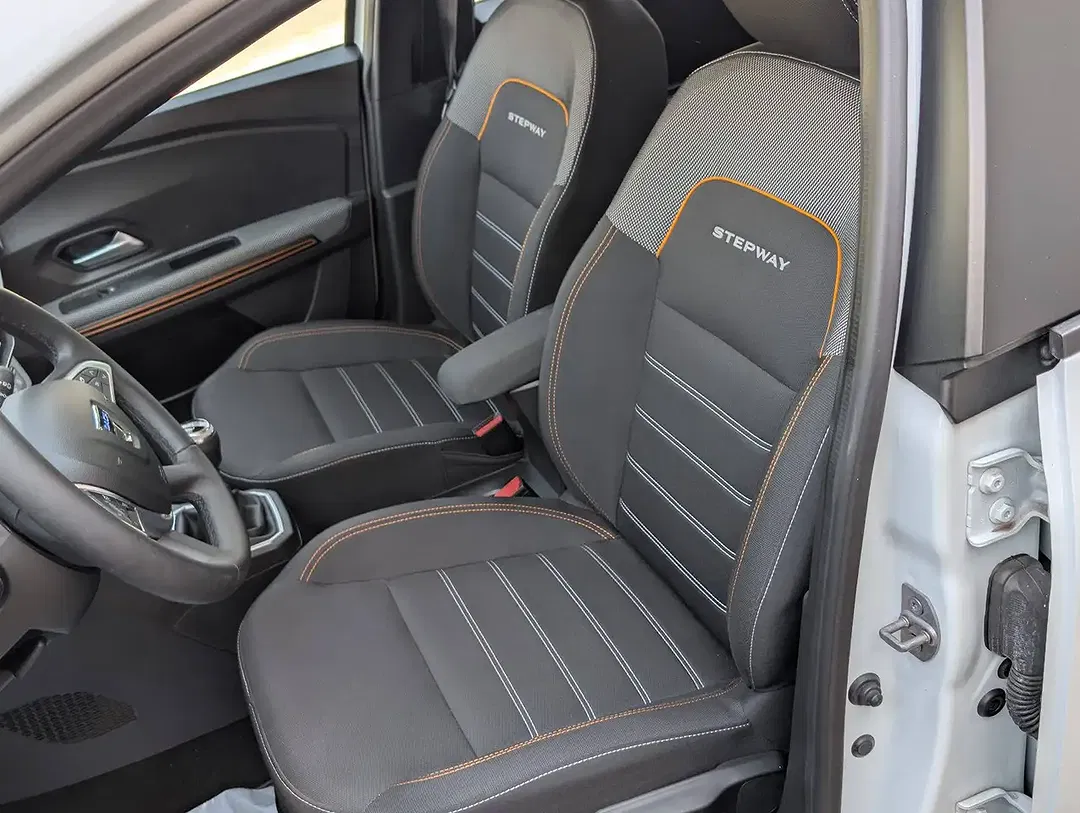 Dacia Sandero - Thumbnail 10