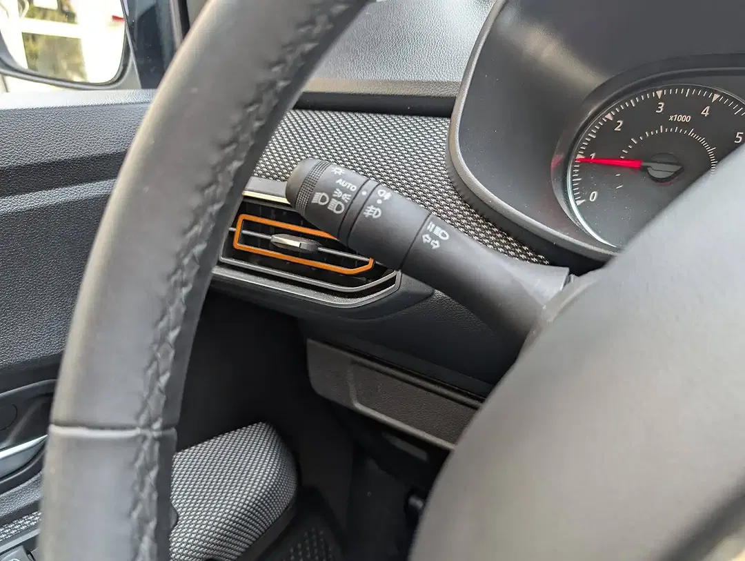 Dacia Sandero - Thumbnail 14