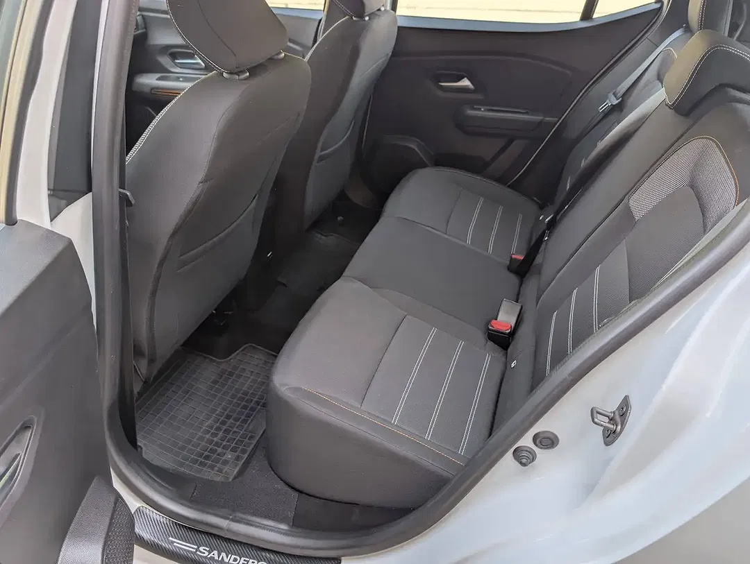 Dacia Sandero - Thumbnail 8