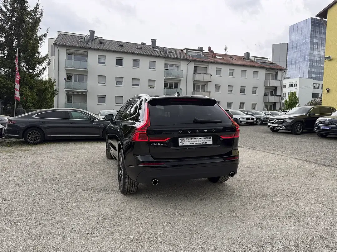 Volvo XC60 - Thumbnail 4
