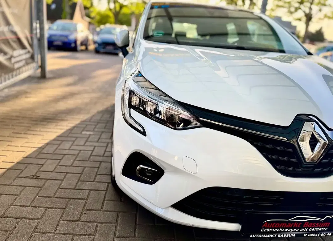 Renault Clio - Thumbnail 13