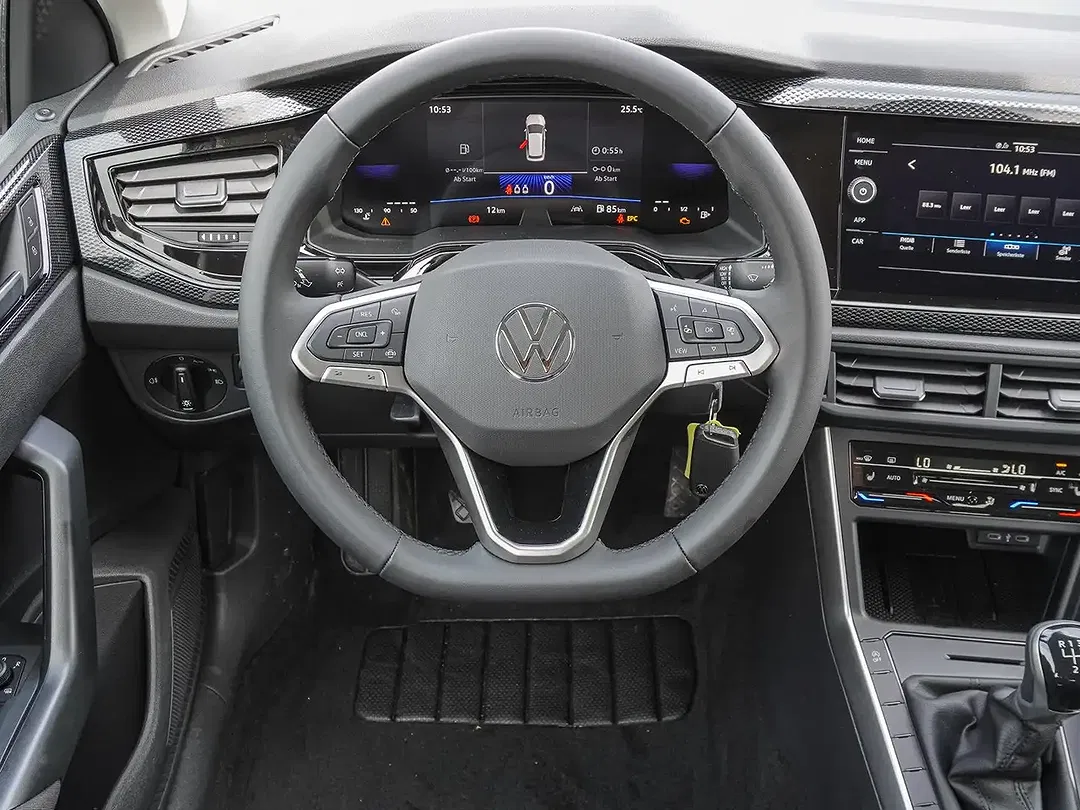 Volkswagen Polo - Thumbnail 10