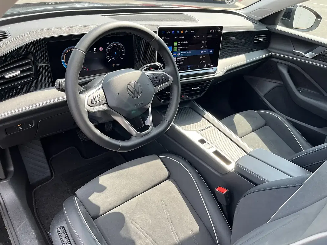 Volkswagen Passat Variant - Thumbnail 12