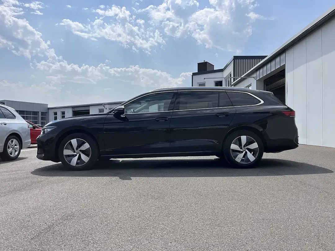 Volkswagen Passat Variant 1.5 TSI DSG Business - foto 2