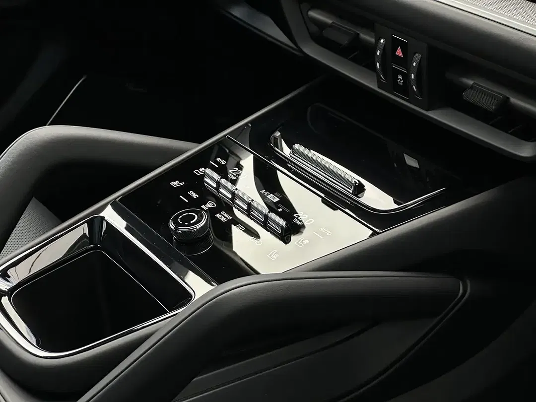 Porsche Cayenne - Thumbnail 11